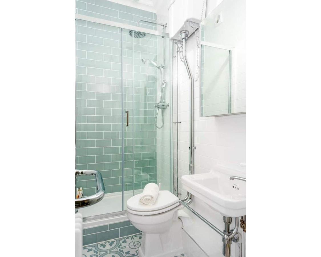 15 Vineyards Street Apartment Bath Luaran gambar